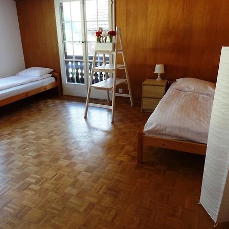 Base Cafe Apartment เลาเทอร์บรุนเนน ภายนอก รูปภาพ